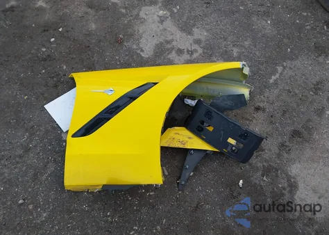 2014 Chevrolet Corvette Stingray from USA, damaged, VIN 1G1YF2D75E5109321